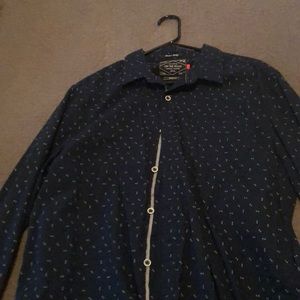 Men’s long sleeve patterned- large slim fit